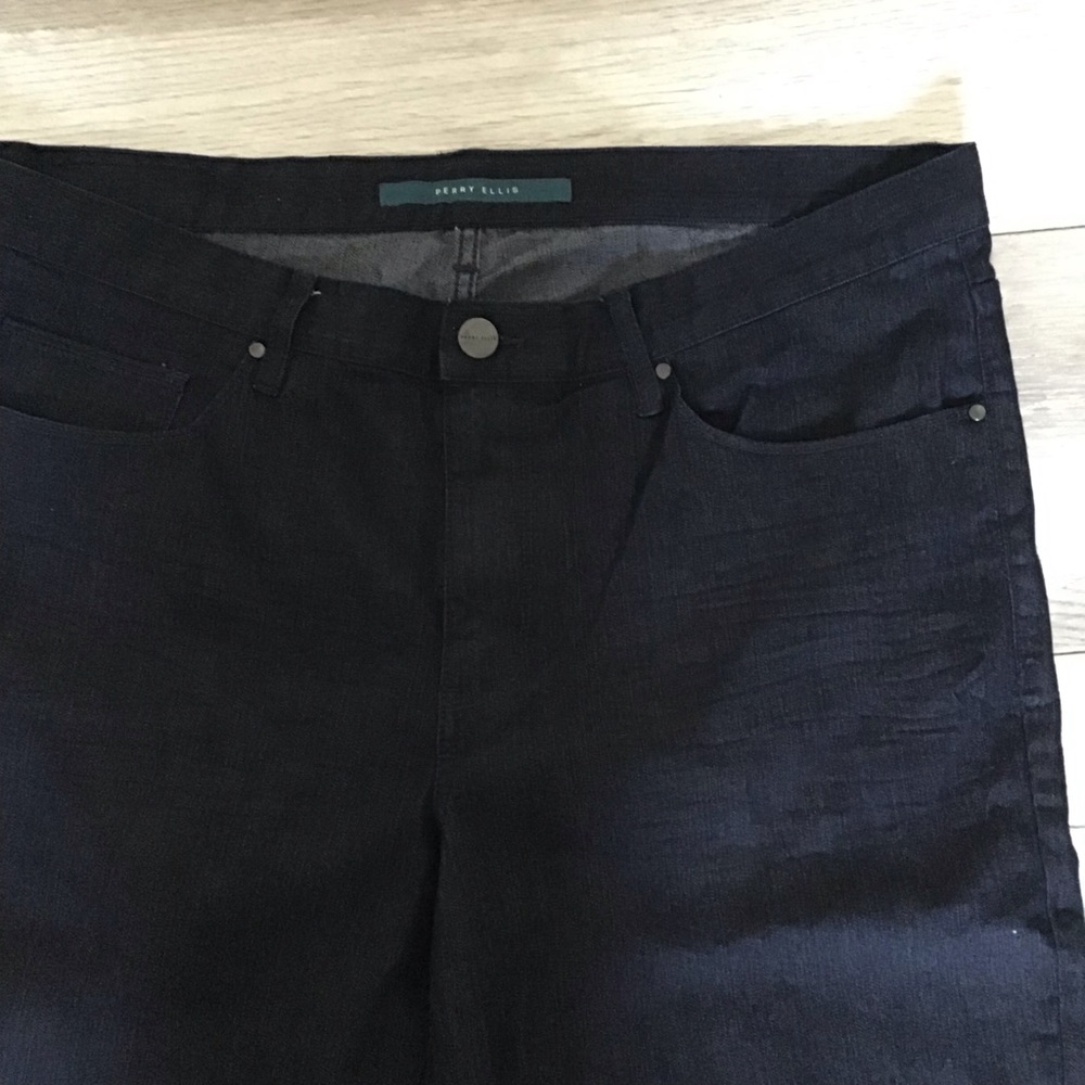 Perry Ellis - Picture 3 of 5